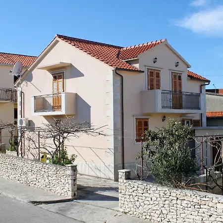 Appartement With Parking Space Supetar, Brac - 6037 Supetar
