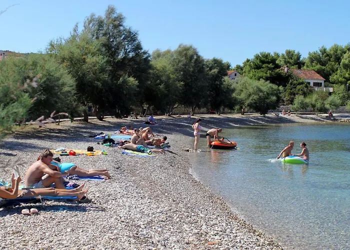 Appartement With Parking Space Supetar, Brac - 6037