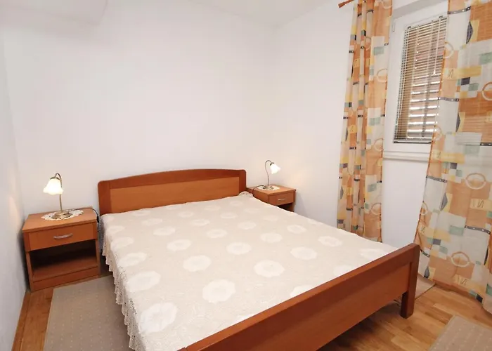 With Parking Space Supetar, Brac - 6037 Lägenhet