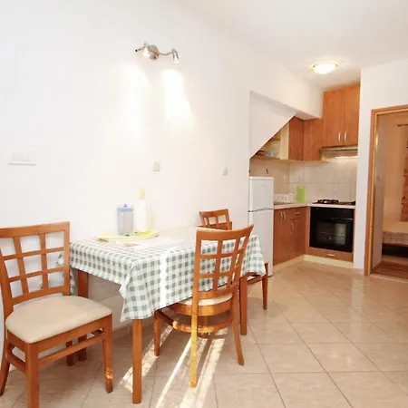 With Parking Space Supetar, Brac - 6037 苏佩塔尔