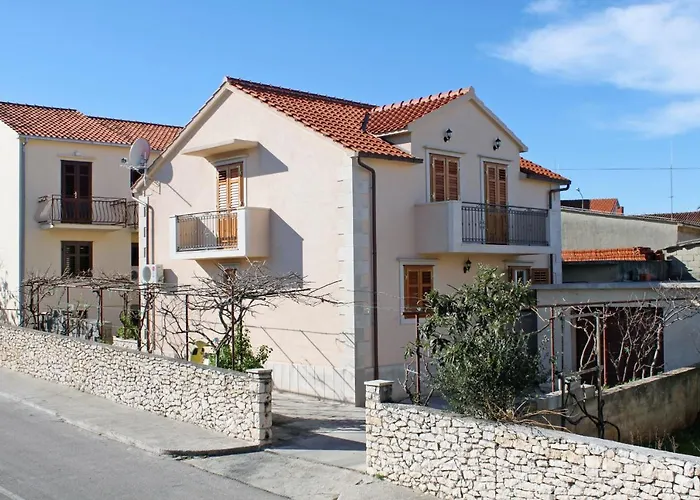 Apartamento With Parking Space Supetar, Brac - 6037 Supetar